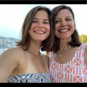 Meet your Posher, Trish